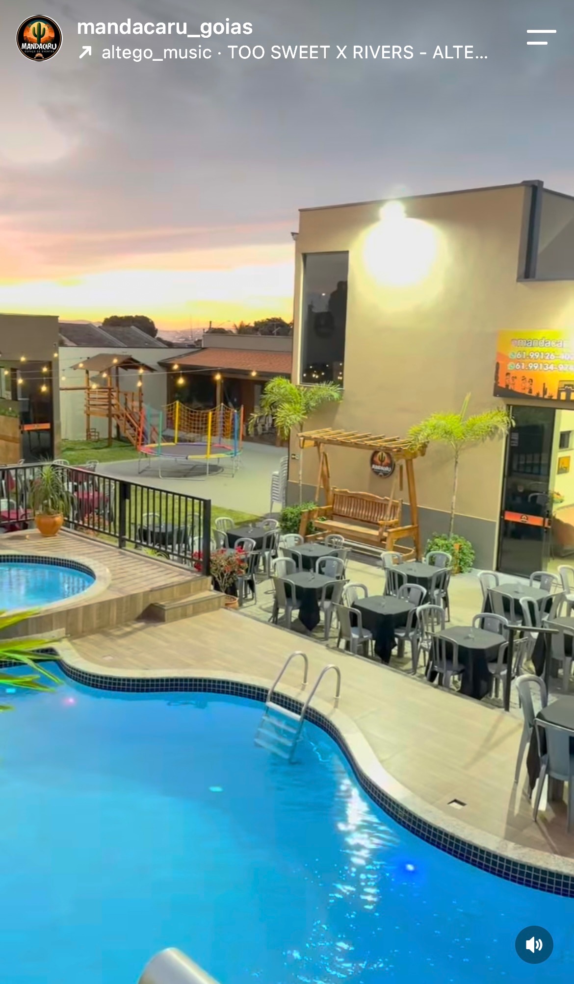 Visão da piscina página 2